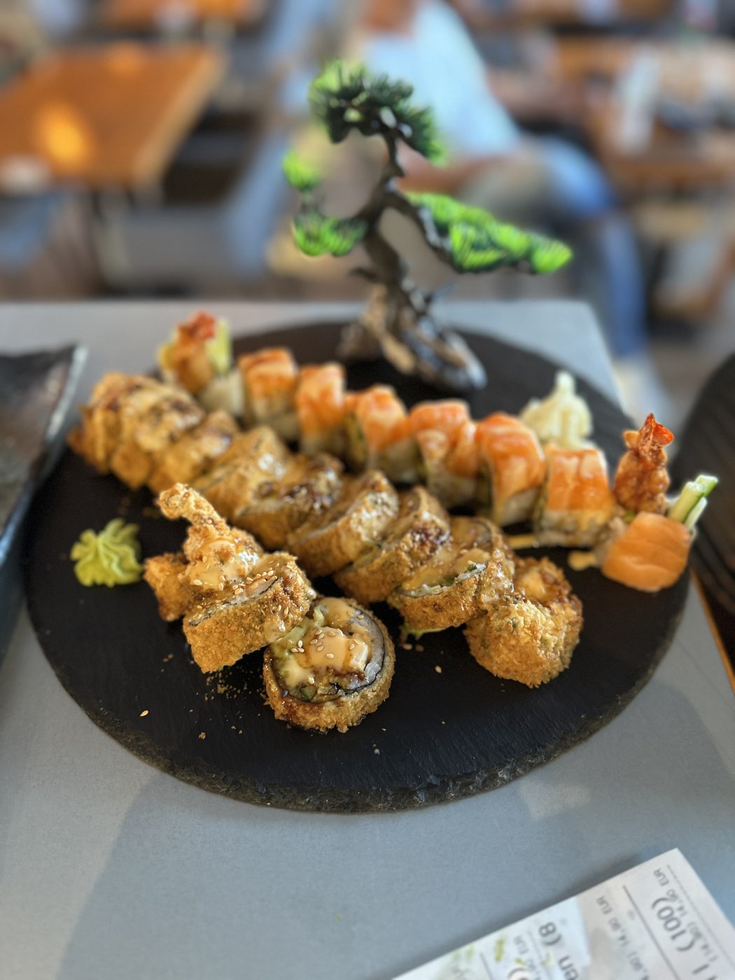 77. Crunchy Salmon – 6 pieces